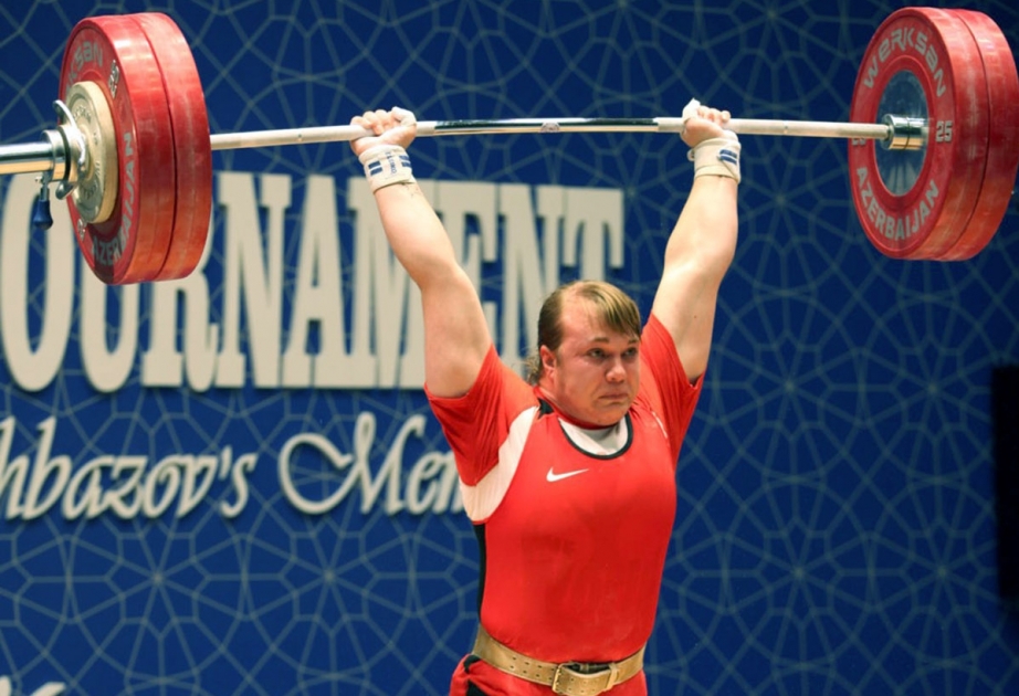 Azerbaijani U17 weightlifter claims gold at international tournament