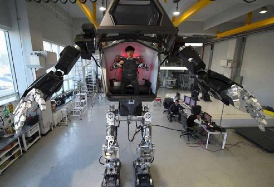 Южнокорейский пилотируемый робот сделал первые шаги
