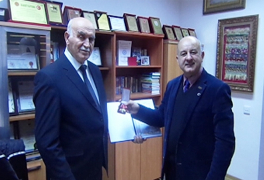 Азербайджанский ученый награжден орденом «Честь и Совесть»