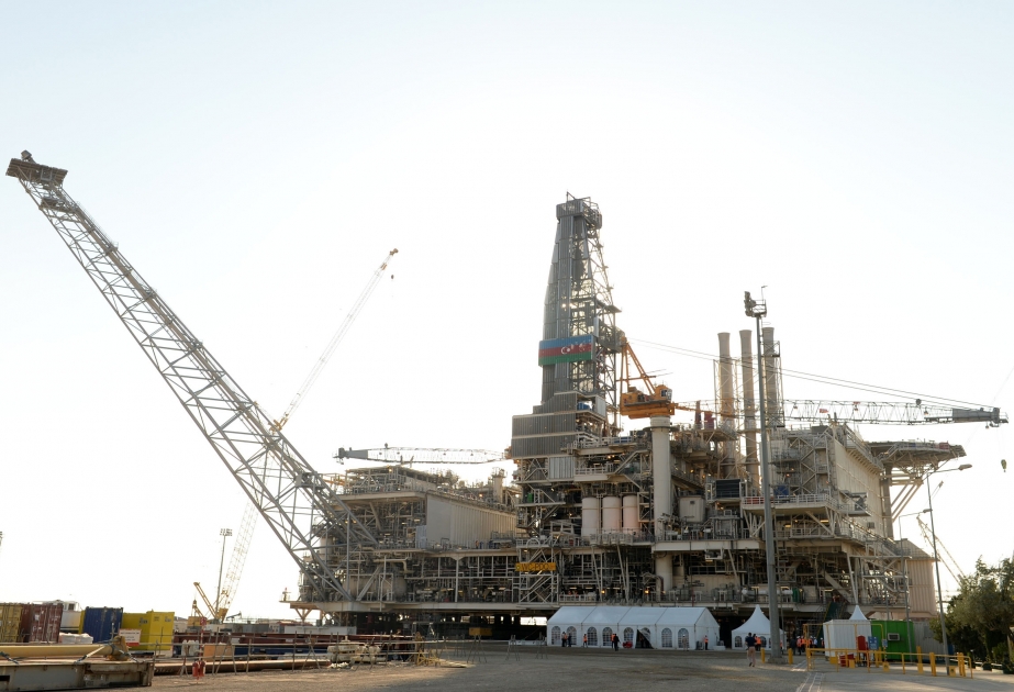 世界市场石油价格出现下降