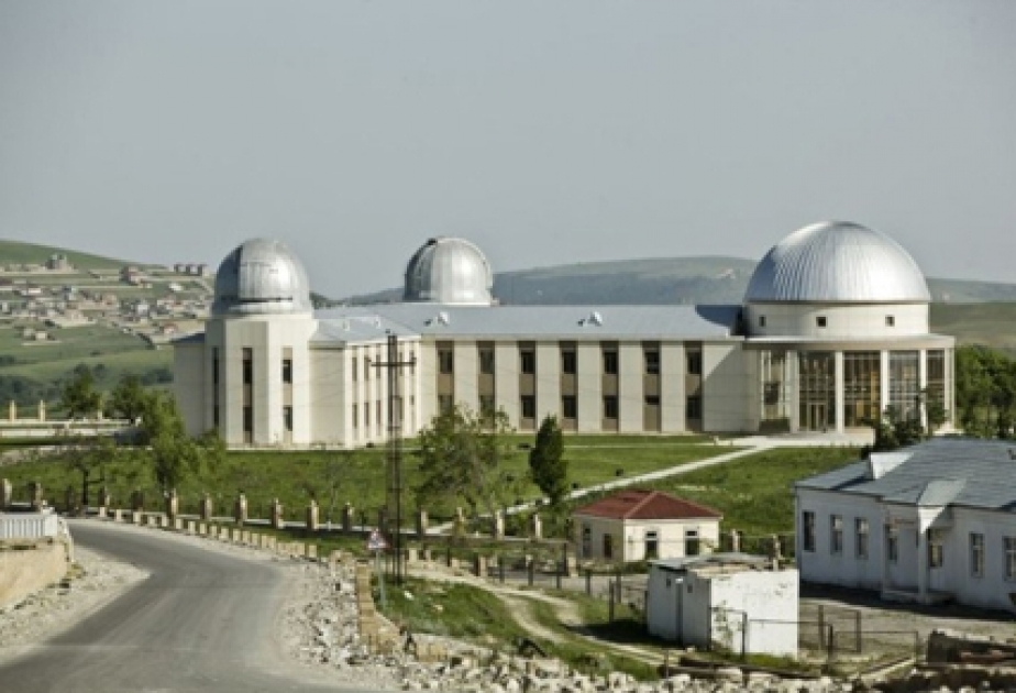 Im Astrophysikalischen Observatorium Schamakhy neuer Spektrograph installiert