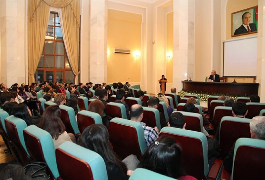 İqtisadiyyat Nazirliyində 20 Yanvar şəhidlərinin xatirəsi yad edilib