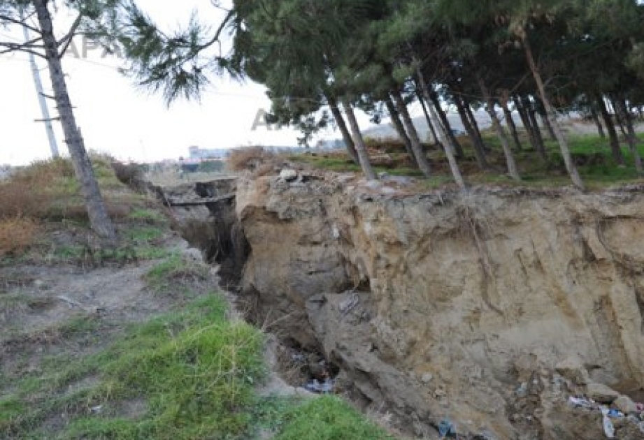 شاماخي تواجه مشاكل خطرة باستمرار الانهيارات الأرضية
