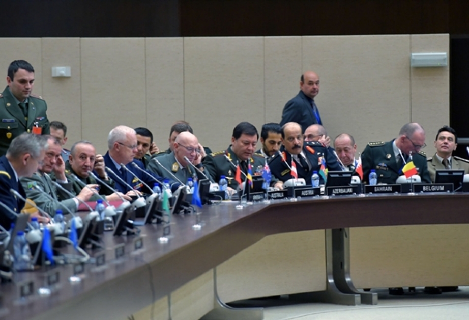 Le chef d’état-major des forces armées azerbaïdjanaises participe à une réunion de l’OTAN