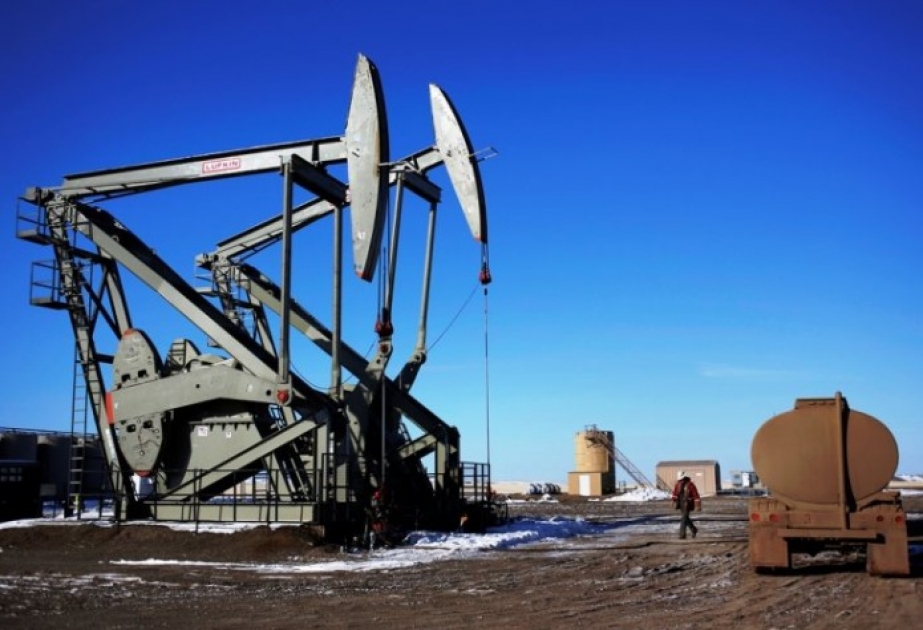 US rig count jumps 35 last week to 694