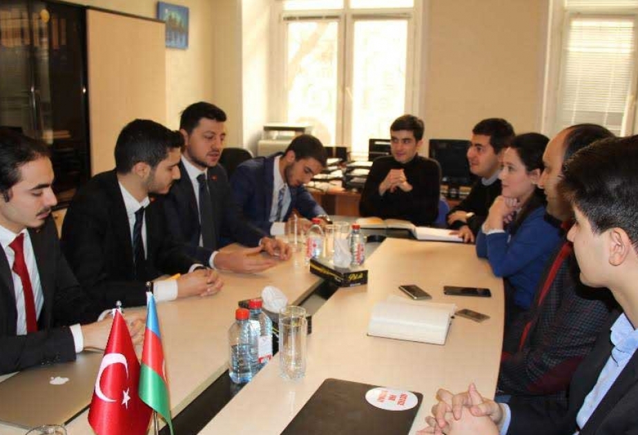 Azerbaijani, Turkish students mull development of cooperation