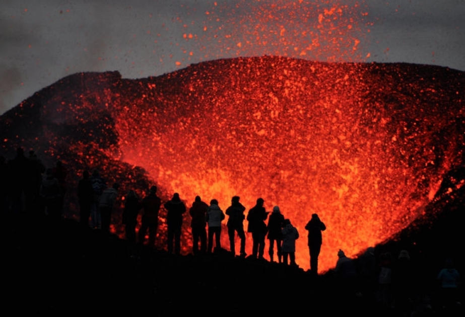 Исландия в погоне за энергией решила пробурить вулкан