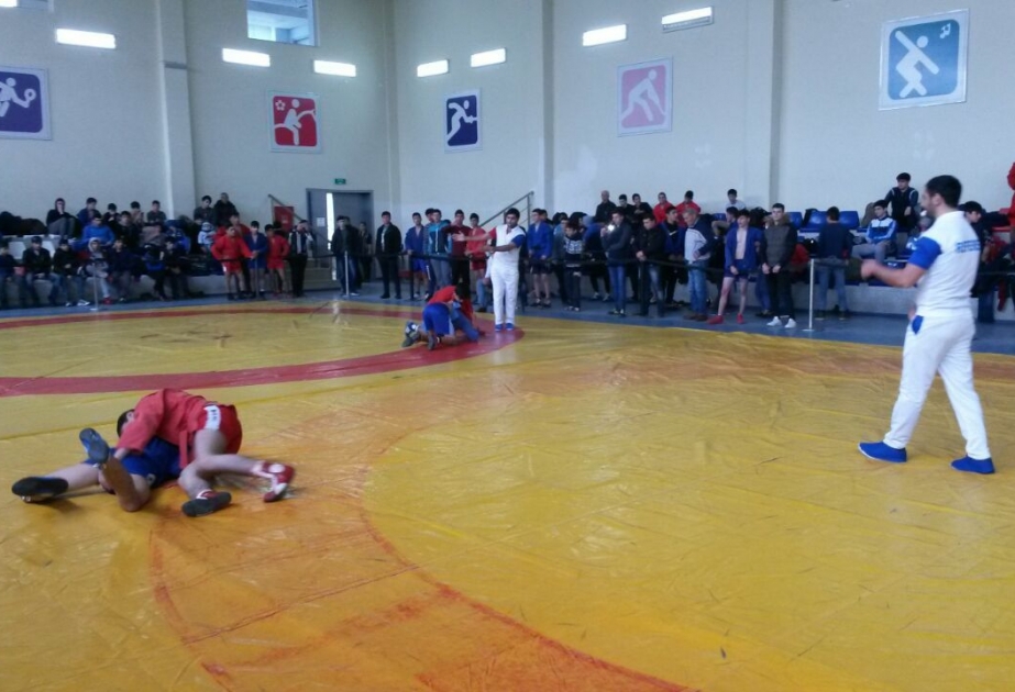 Yeniyetmələr arasında sambo üzrə Bakı birinciliyinin qalibləri müəyyənləşib