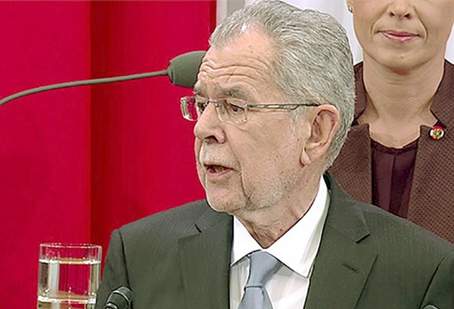 Van der Bellen sworn in as new Austrian president