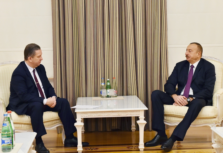 Le président Ilham Aliyev a reçu le ministre ukrainien de la Politique sociale VIDEO
