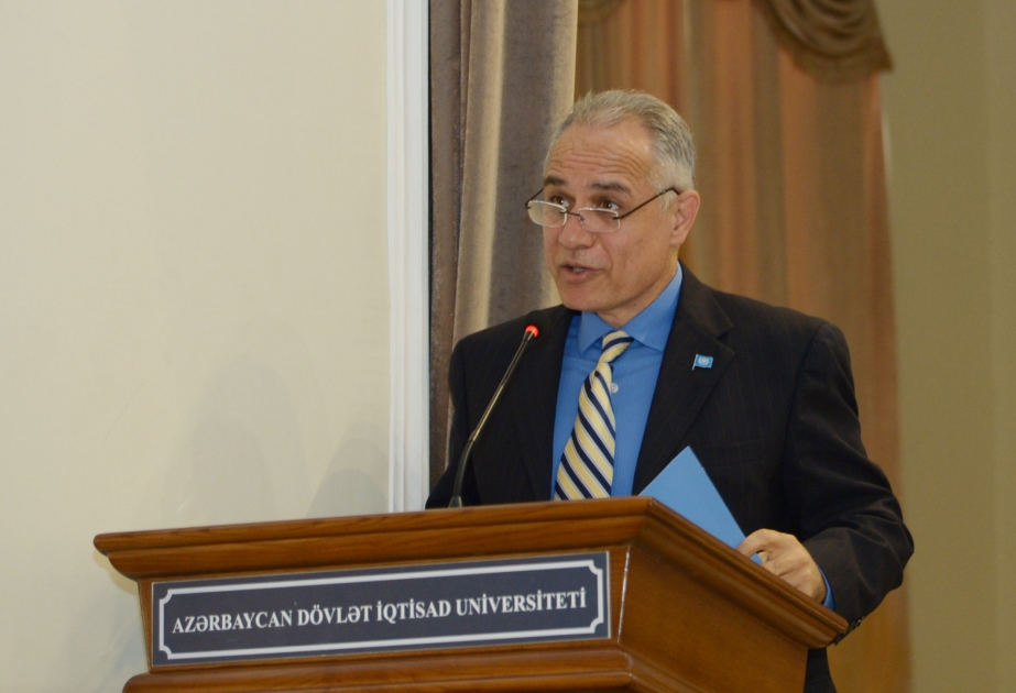 Ghulam Isaczai : L’Azerbaïdjan obtient de grandes réussites dans le système éducatif