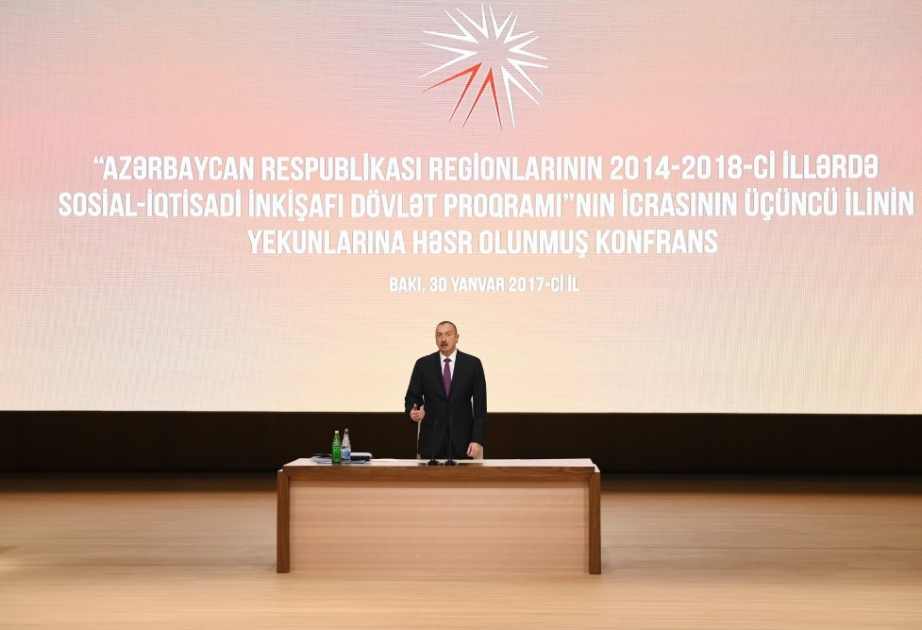 الرئيس علييف: تشكلت طبقة وطنية تجارية قوية فاعلة في أذربيجان