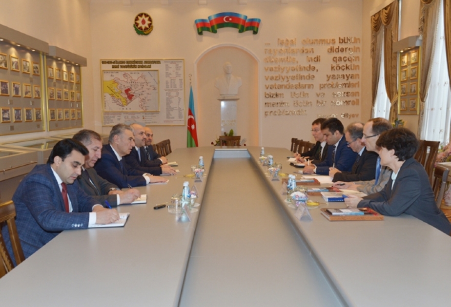 Azerbaijan, UNHCR discuss refugee problems