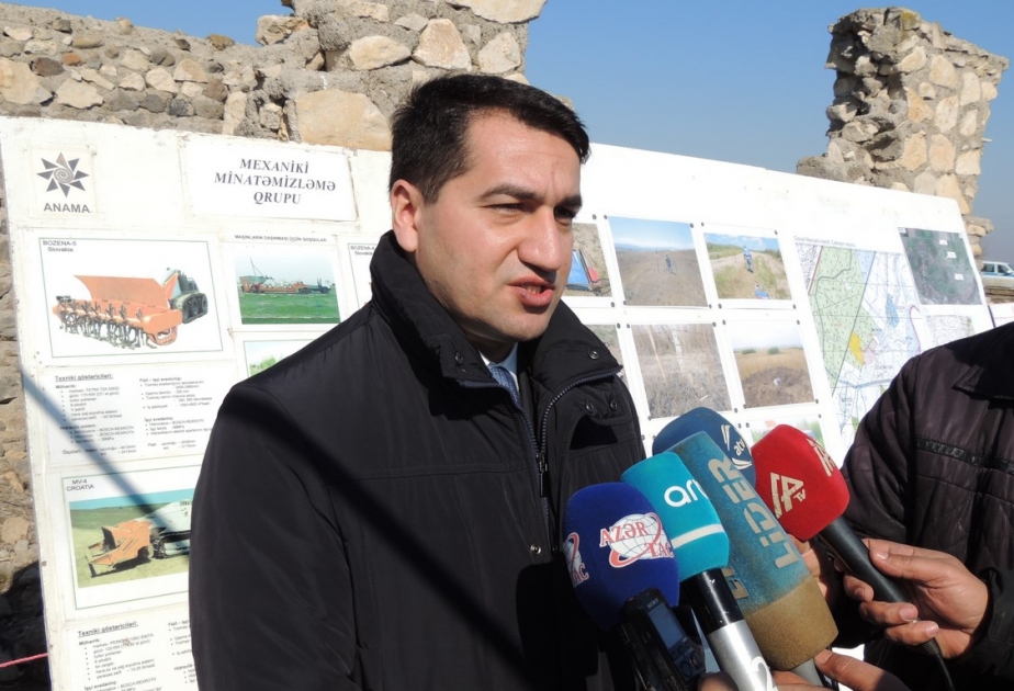 Hikmet Hadjiyev : il est temps de passer du concept à la pratique dans le règlement du conflit du Haut-Karabagh