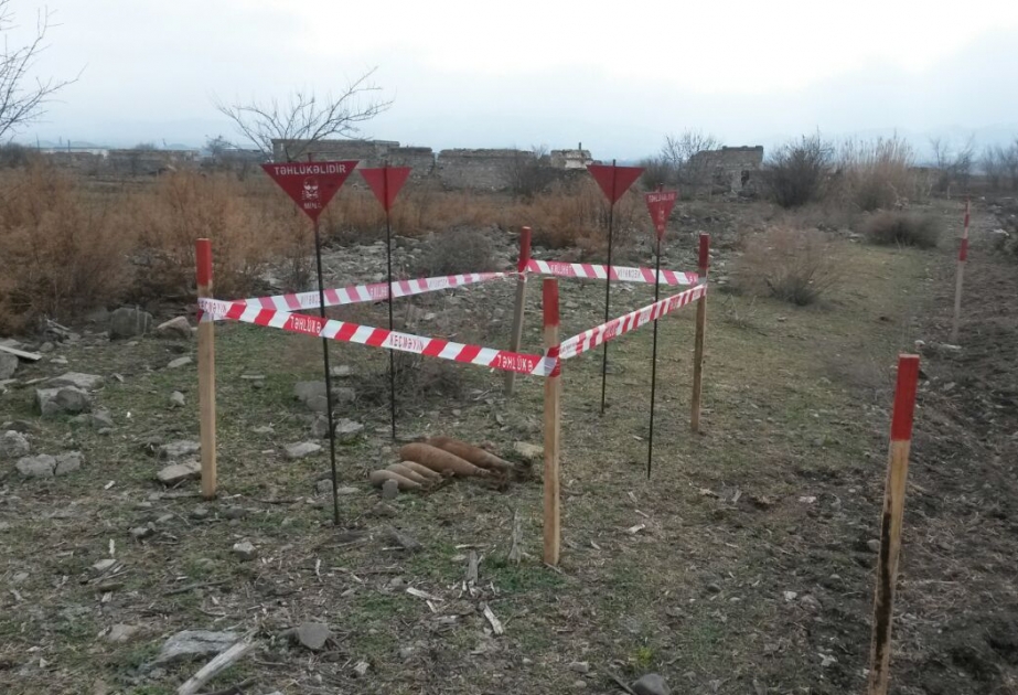 Территория площадью 62 тысячи квадратных метров в селе Джоджуг Мерджанлы очищена от мин и неразорвавшихся боеприпасов