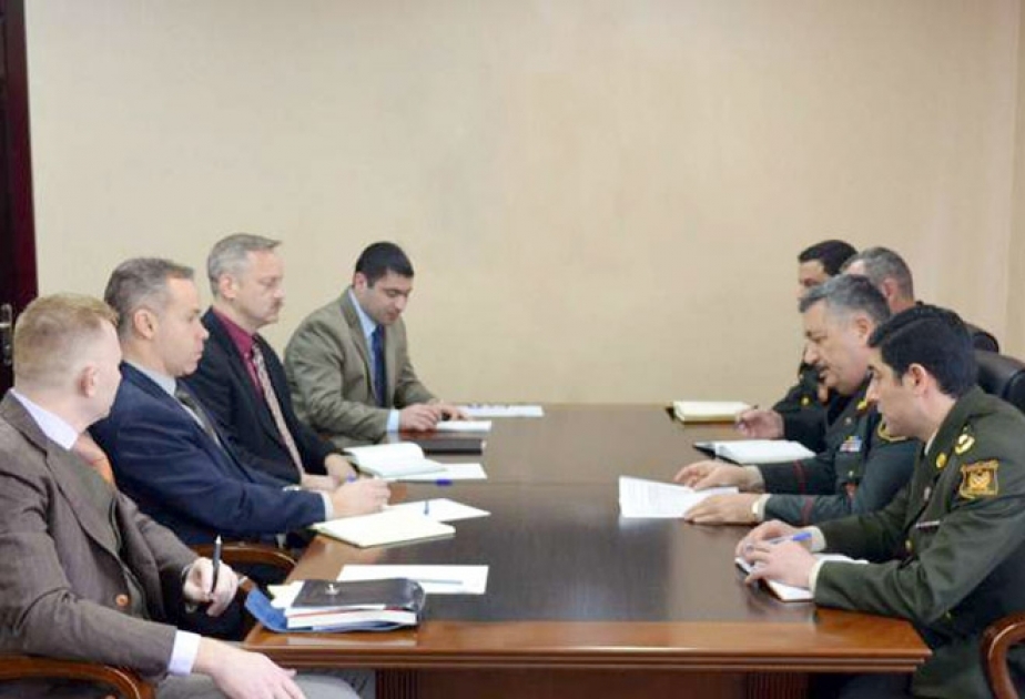 Une rencontre organisée avec une délégation américaine à la Direction générale du service de santé militaire
