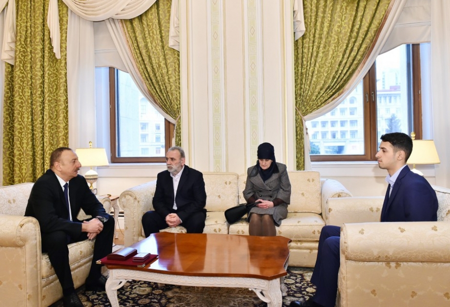 阿塞拜疆国家英雄钦季兹·古尔班诺夫家属深受政府关怀
