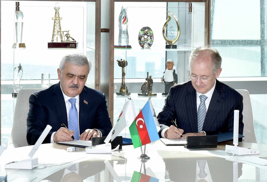 La SOCAR et la société IBM signent un mémorandum de coopération stratégique