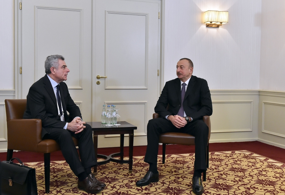 Azərbaycan Prezidenti İlham Əliyev Münxendə “Leonardo” şirkətinin baş icraçı direktoru ilə görüşüb VİDEO