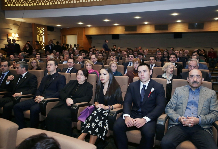 Le documentaire « Un Couloir sans fin » projeté au centre de Nizami  Leyla Aliyeva a assisté à la projection du documentaire