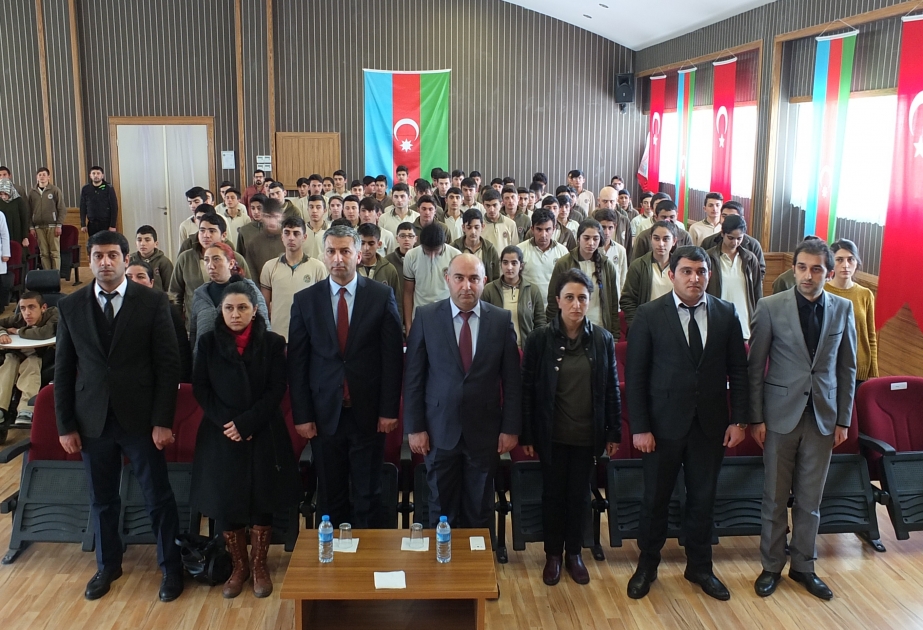 Qarsda keçirilən anım tədbirində Xocalı soyqırımı ilə bağlı həqiqətlərdən danışılıb