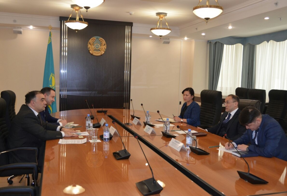 Обсуждены вопросы сотрудничества в сфере информации и коммуникаций между Азербайджаном и Казахстаном