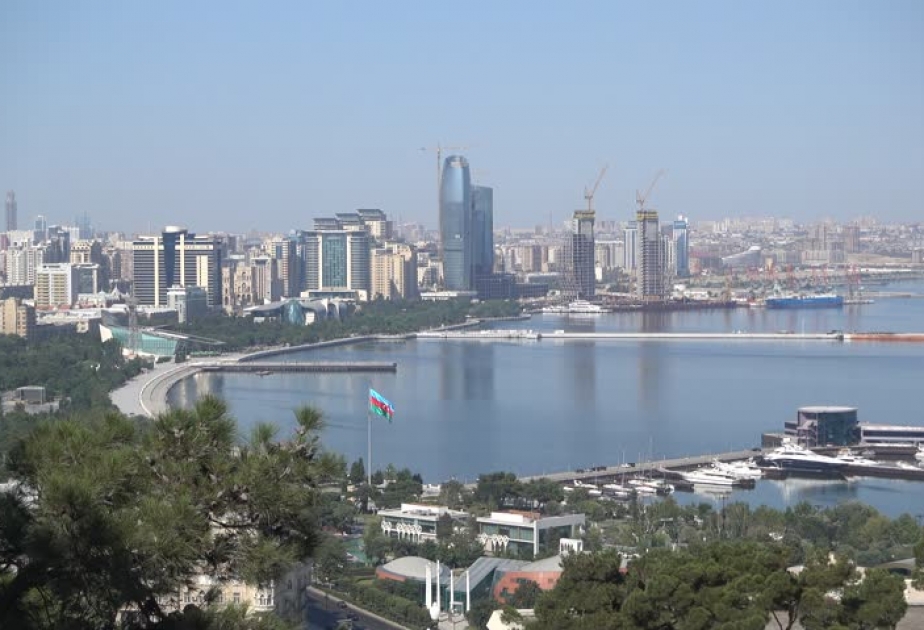 Beynəlxalq Qadınlar Günündə təbiətin xoş hava hədiyyəsi