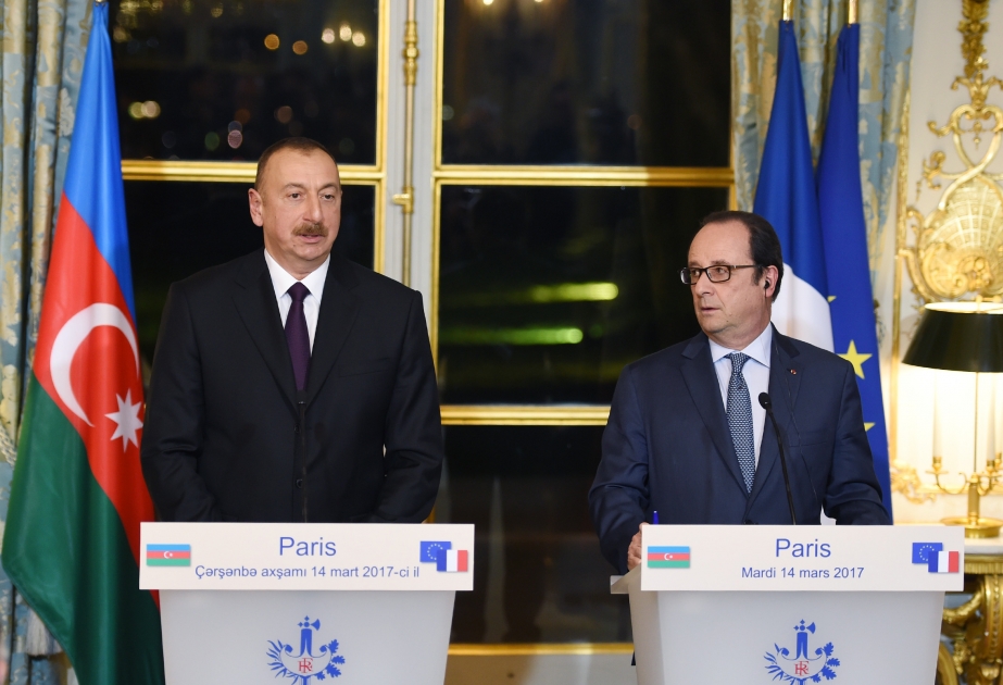 Pressekonferenz von Präsident Ilham Aliyev und Präsident François Hollande VIDEO