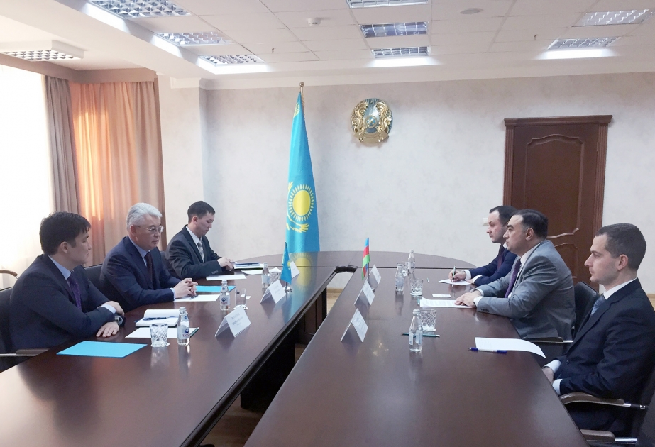 Azerbaijan, Kazakhstan discuss cooperation prospects