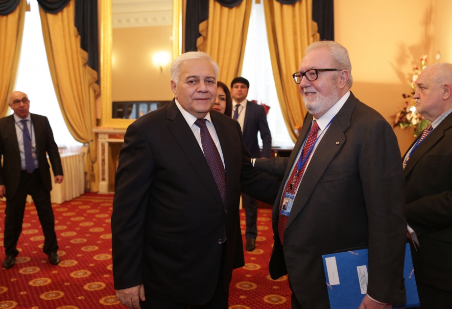 Le développement de la coopération du parlement azerbaïdjanais avec l’APCE et la Douma d’Etat russe au cœur des discussions
