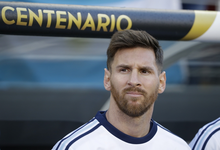 Lionel Messi vom FIFA für vier Pflichtspiele der argentinischen Nationalmannschaft gesperrt