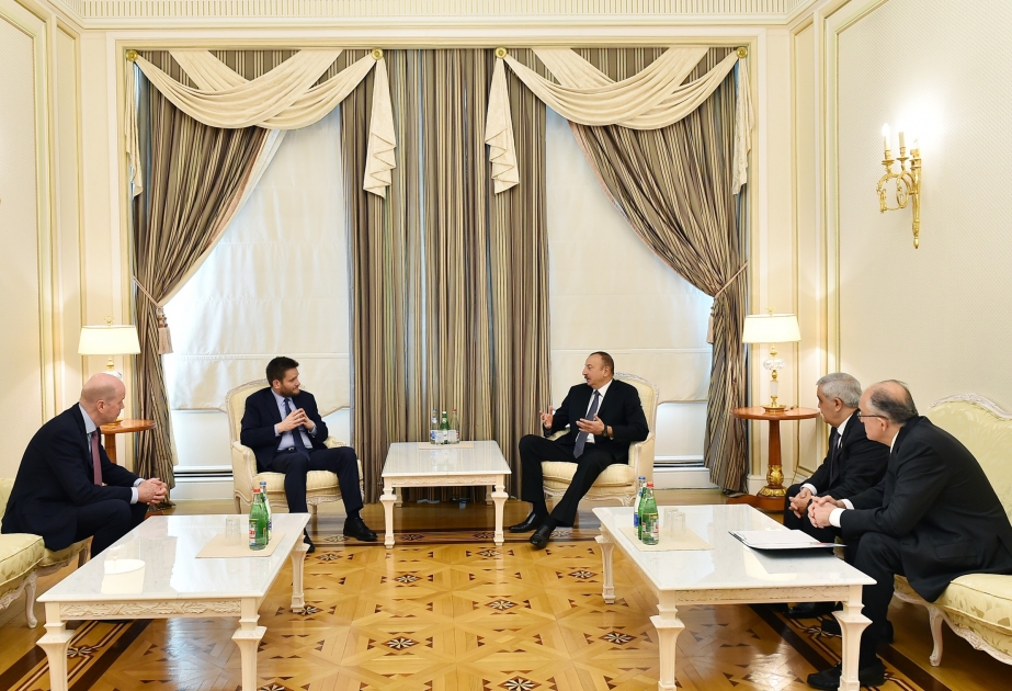 President Ilham Aliyev received BP Chief Operating Officer and Regional President VIDEO