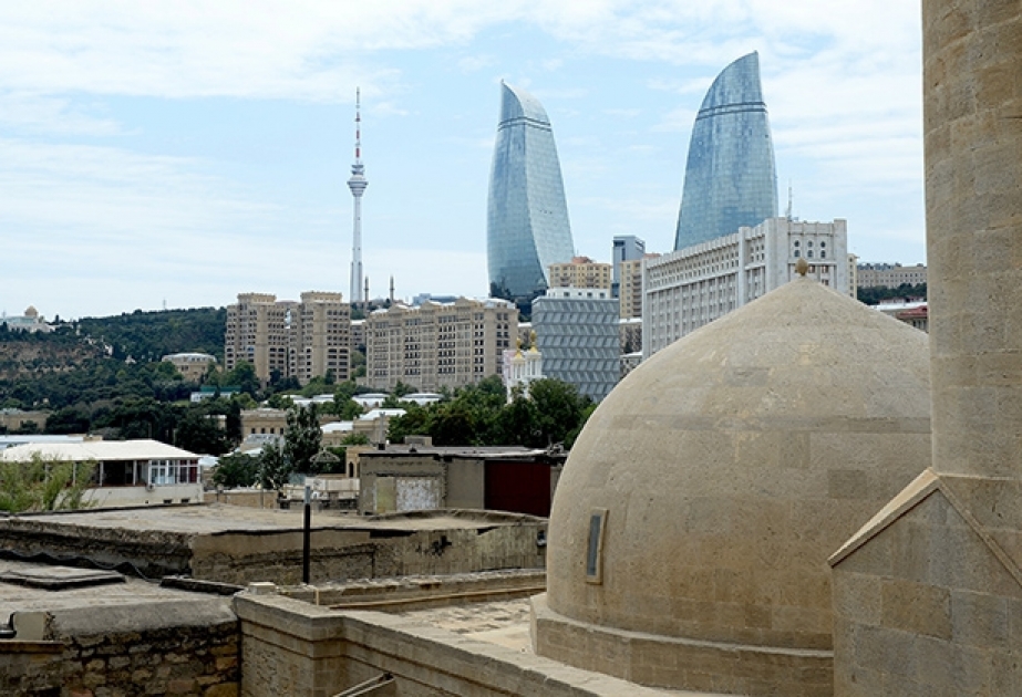 Lenta.ru: Bakıda turistlərin rahatlığı üçün hər cür şərait yaradılıb