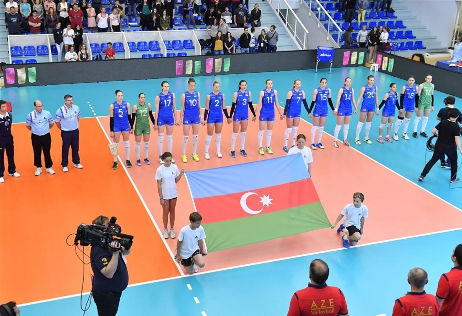 Voleybol üzrə qadınlardan ibarət Azərbaycanın millisinin “Bakı-2017”yə hazırlıq üçün ilkin heyəti məlum olub