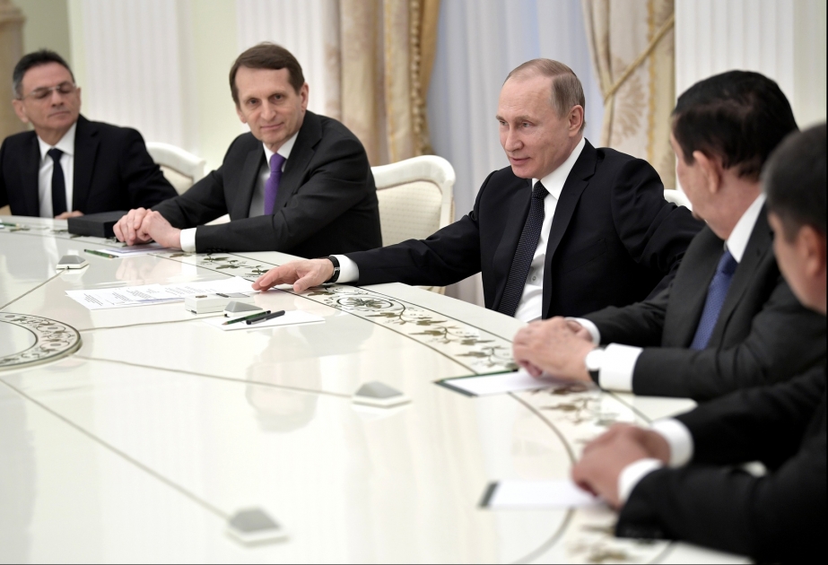 Le président russe rencontre les participants de la réunion des dirigeants des organes de sécurité et des services spéciaux de la CEI