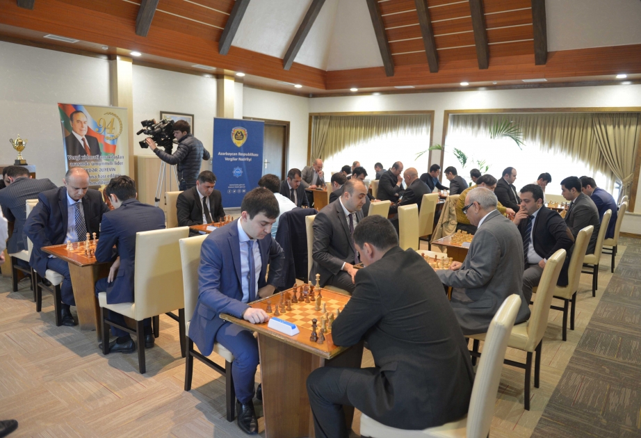 Vergi işçiləri arasında Ulu Öndərin xatirəsinə həsr olunmuş şahmat turnirinə start verilib