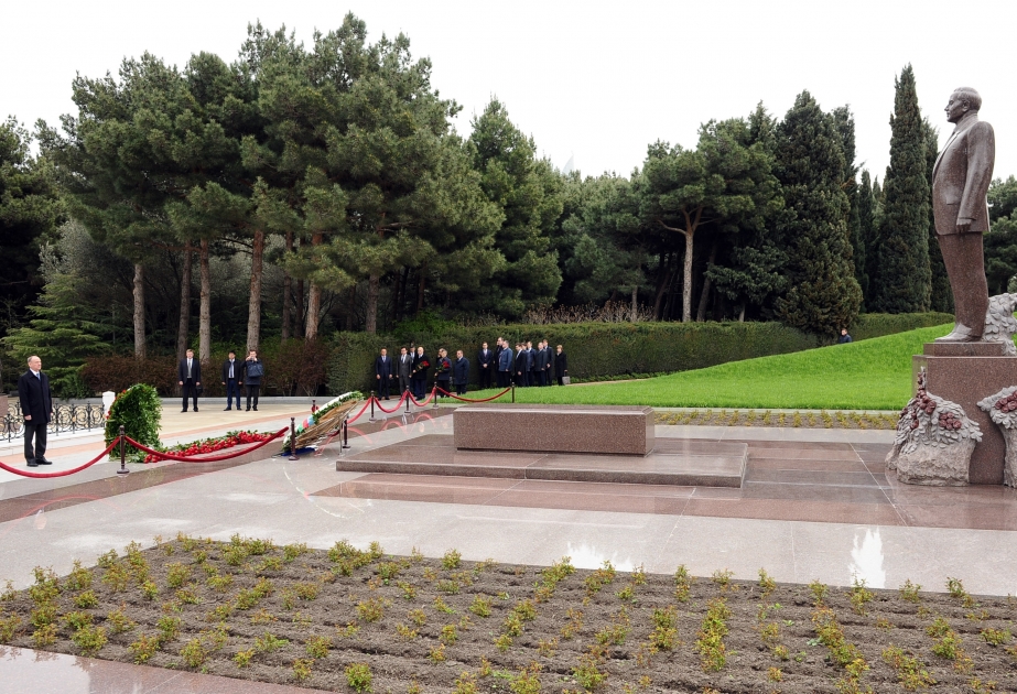 Le secrétaire du Conseil de sécurité russe a rendu hommage au leader national et aux martyrs à Bakou