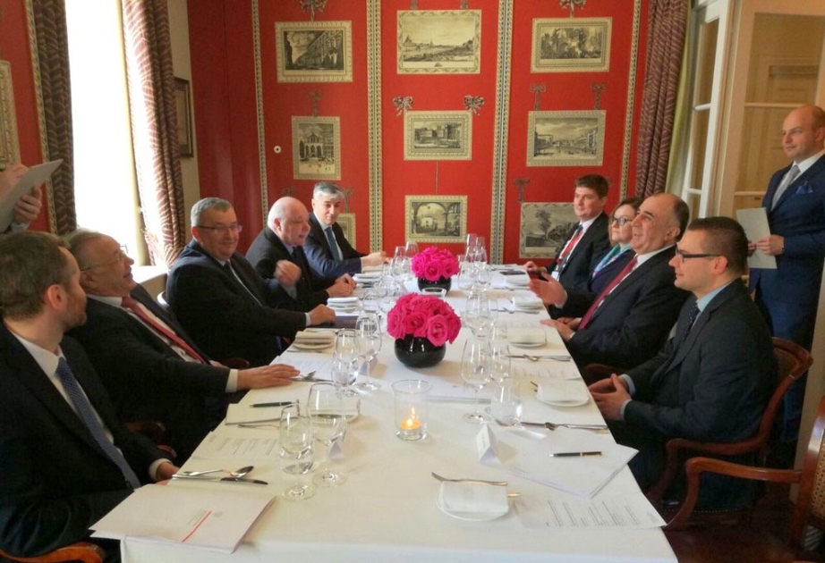 Azerbaijan, Poland discuss cooperation