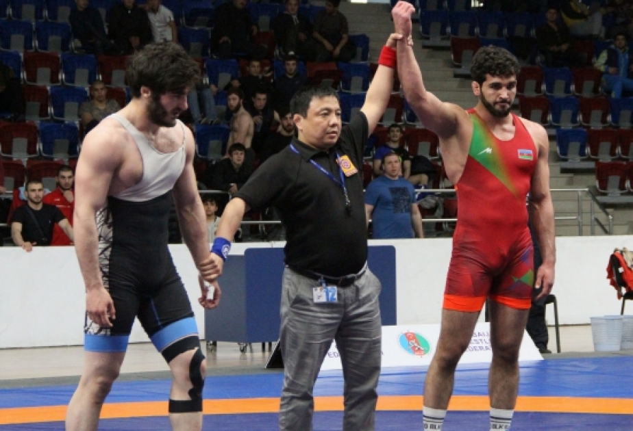 Güləşçilərimiz Bakıda keçirilən beynəlxalq turnirdə 6 qızıl, 1 gümüş və 4 bürünc medal qazanıblar