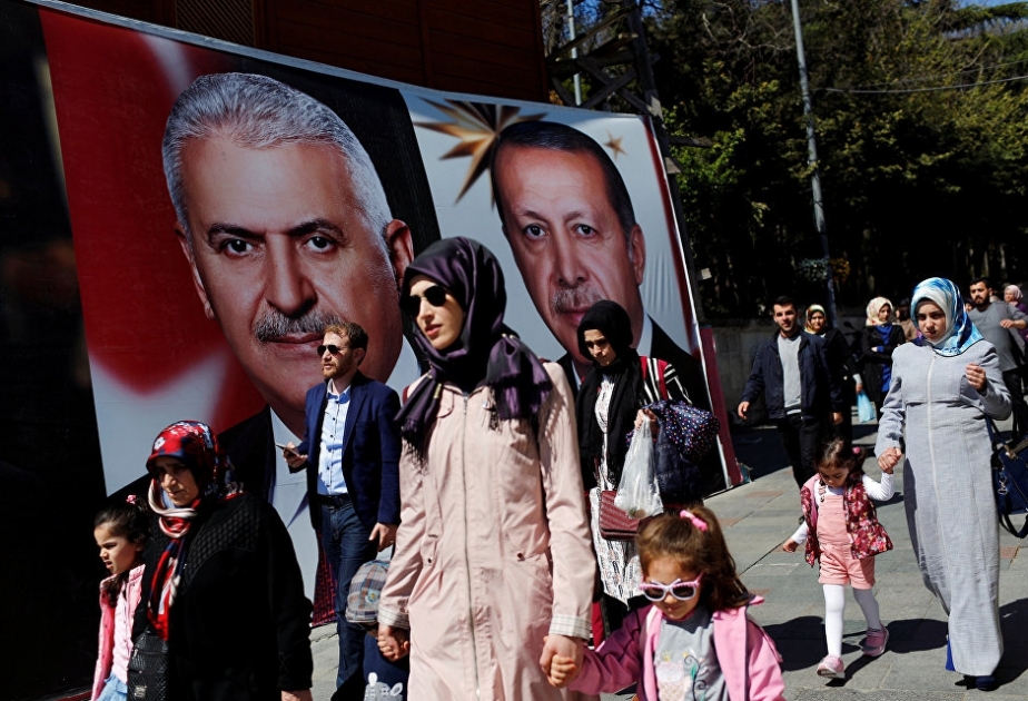 В Турции начался референдум, в связи с внесением изменений в конституцию