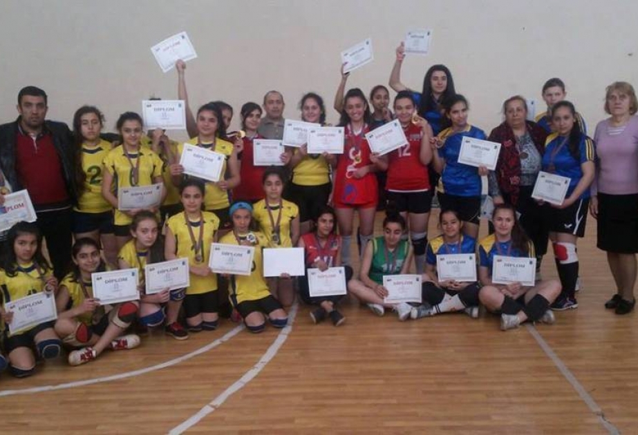 Bakı məktəbliləri arasında voleybol üzrə turnirə yekun vurulub