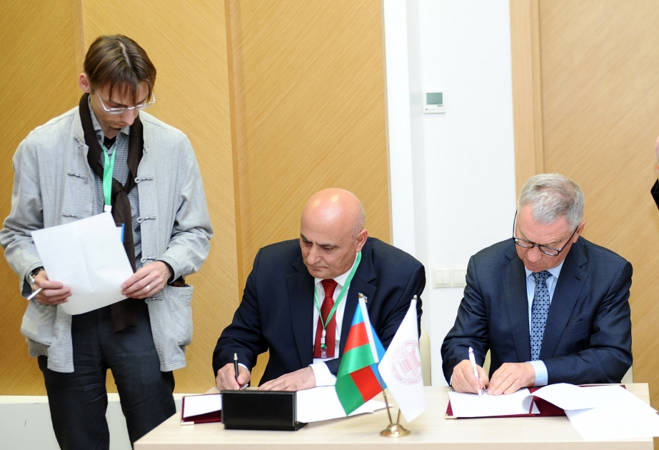 ANAS signs memorandums of intent with Russian and Turkish research centers