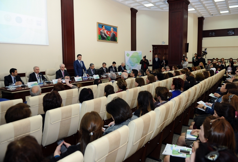 Обсуждаются вопросы охраны здоровья подрастающего поколения