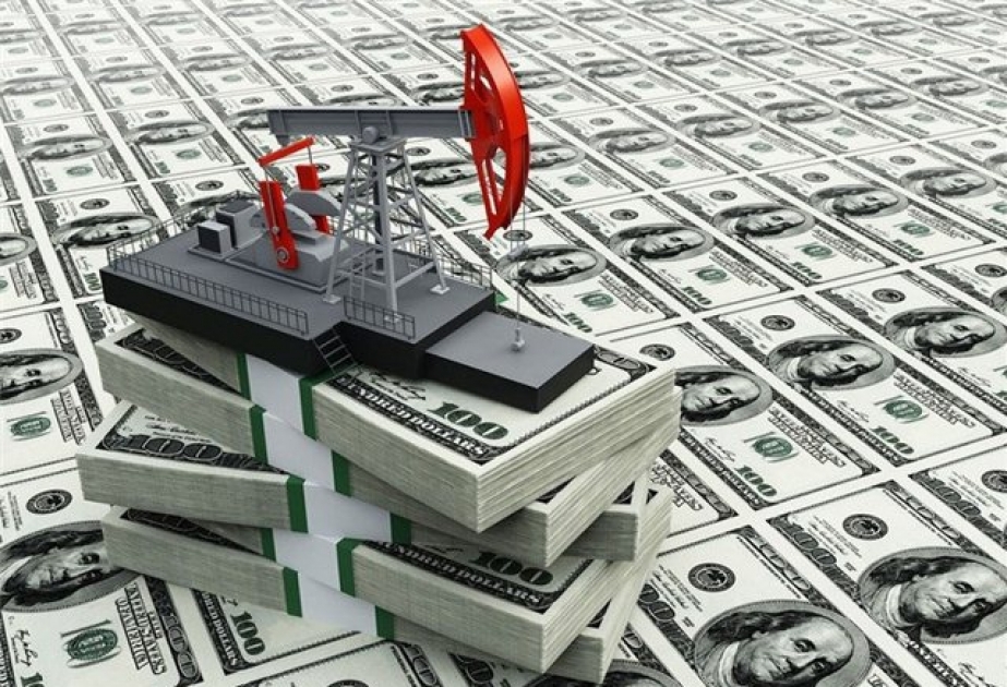 Баррель нефти марки «Азери Лайт» продается за 55,58 доллара