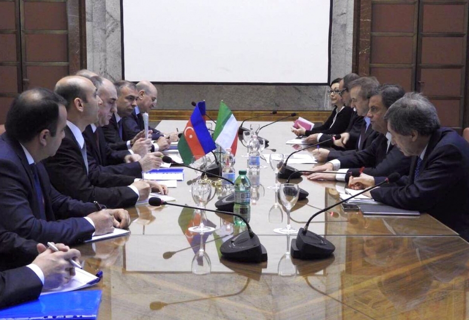 Министр Карло Календа: Азербайджан важный экономический партнер для Италии
