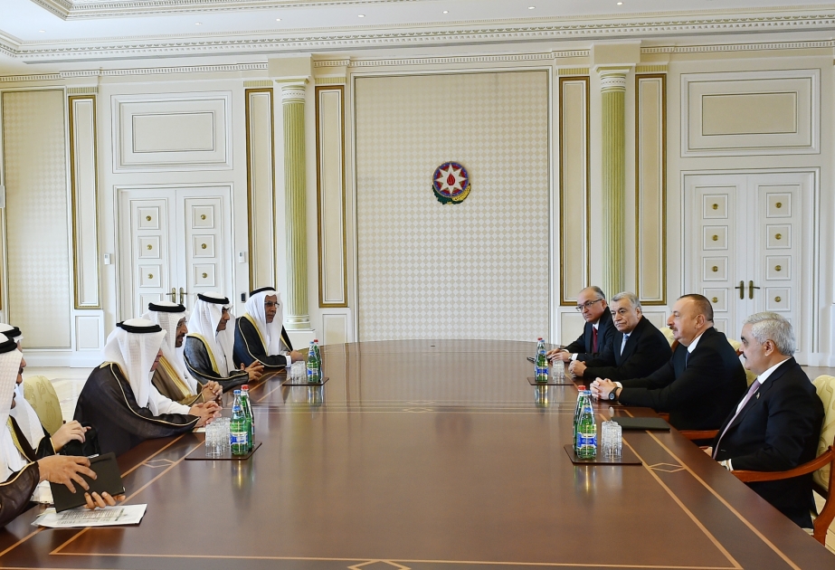Präsident Ilham Aliyev empfängt Delegation um Minister für Energie, Industrie und Mineralressourcen von Saudi-Arabien VIDEO