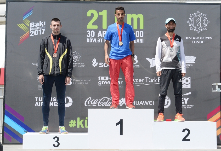 “Bakı Marafonu-2017”nin qalibləri mükafatlandırılıb