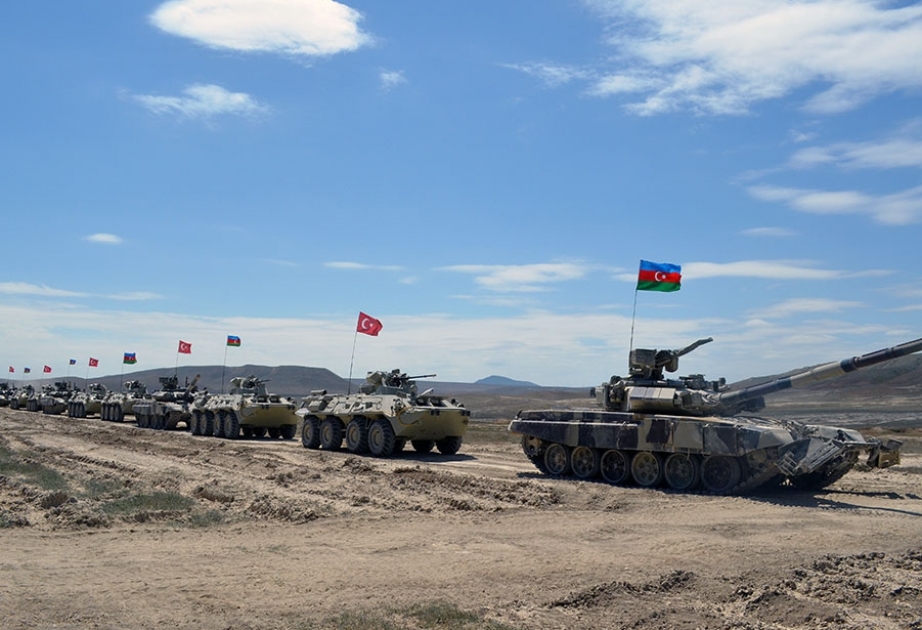 Les armées azerbaïdjanaise et turque poursuivent leur exercice tactique à tirs réels