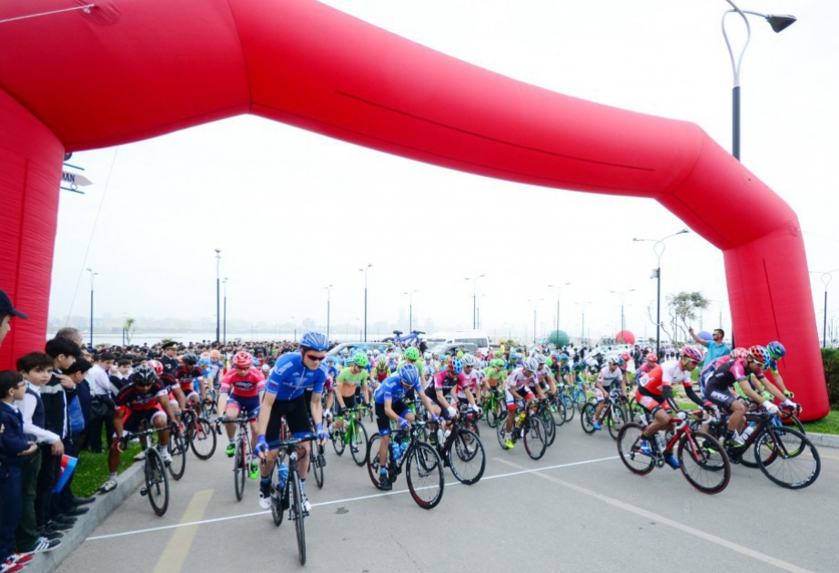 “Tour d’Azerbaidjan-2017” beynəlxalq velosiped turunun üçüncü mərhələsinə start verilib