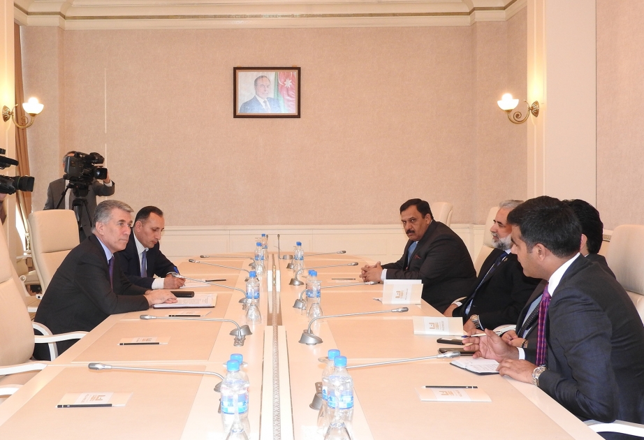 Azerbaijan, Pakistan discuss development of bilateral relations